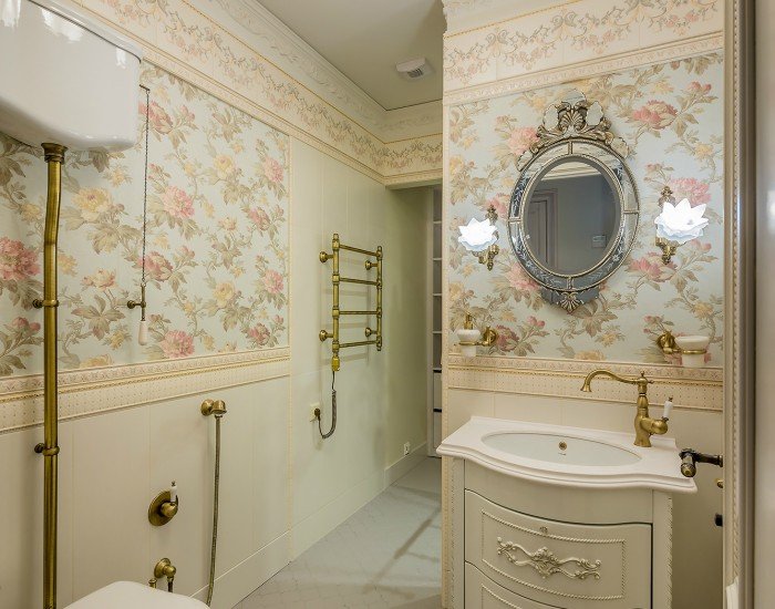 Klasikiniai, geleti tapetai. Kt exclusive, WallQuest. Klasikine vonios kamberio iranga.