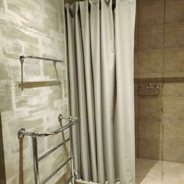 Dušo ir vonios užuolaida storo audinio impregnuotas žalsva spalva