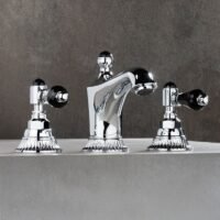 3 dalių vandens maišytuvas į kriauklei su Swarovski Emmevi