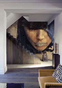 MU16001 fototapetas laiptinė su moters veidu