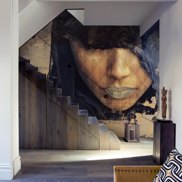 MU16001 fototapetas laiptinė su moters veidu