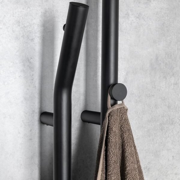 Matinis juodas rankšluoščių džiovintuvas Doupasso dvigubas medis er330 kabliukas